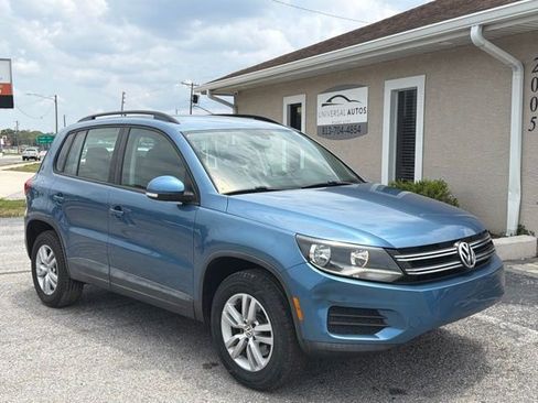 Used 2017 Volkswagen Tiguan S FWD image 3