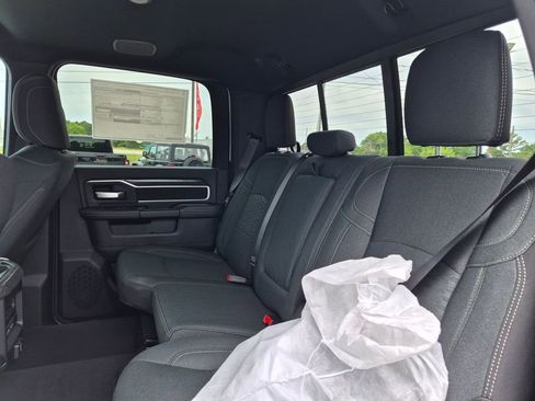 New 2026 RAM 3500 Big Horn AWD/4WD image 25
