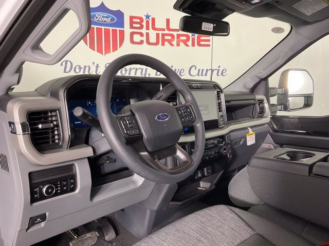 New 2026 Ford F250 4x4 Crew Cab Super Duty image 13
