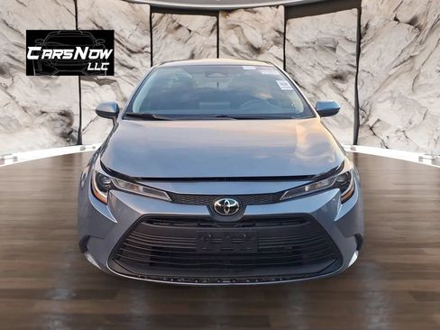Used 2023 Toyota Corolla LE FWD image 2