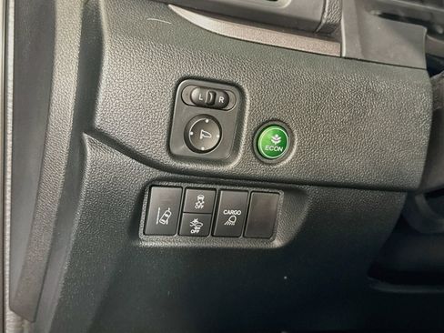 Used 2023 Honda Ridgeline RTL image 11