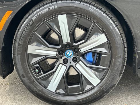 Certified 2023 BMW iX xDrive50 w/ Premium Package image 38