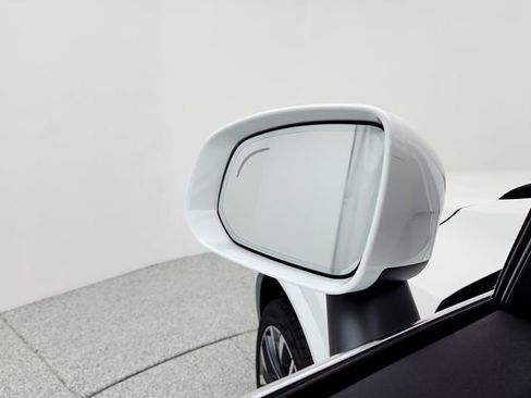 New 2025 Volvo XC90 B6 Plus w/ Protection Package Premier image 19