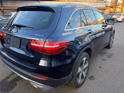 Used 2019 Mercedes-Benz GLC 300 4MATIC w/ Multimedia Package image 5