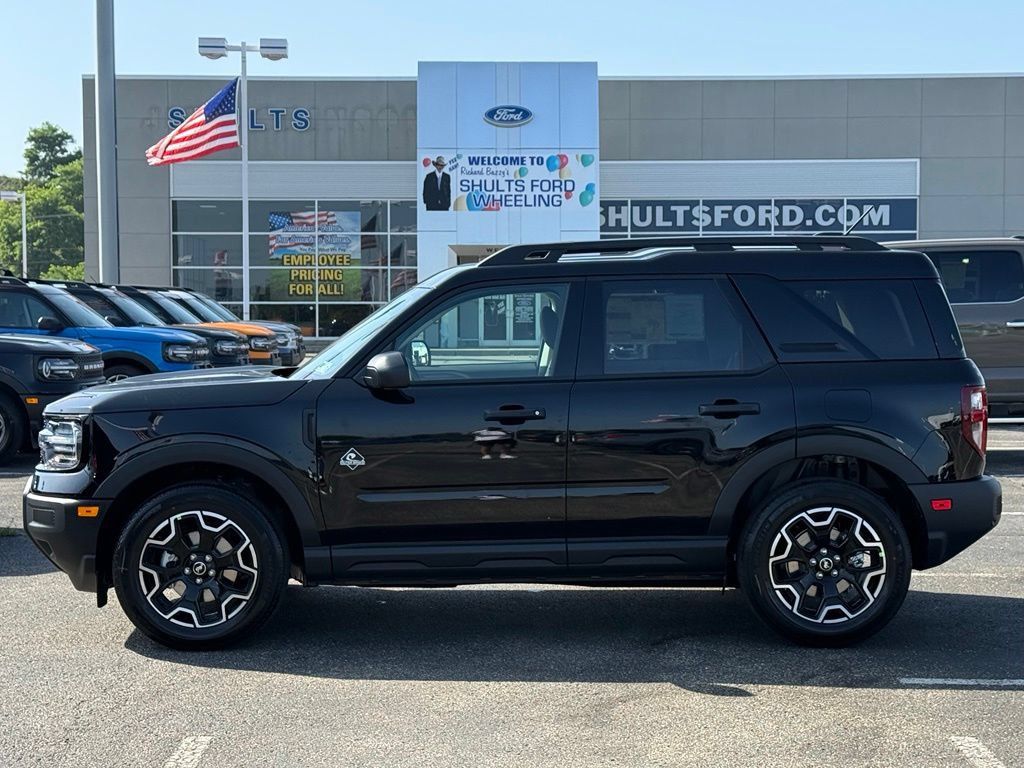 New 2026 Ford Bronco Sport Outer Banks AWD/4WD image 2
