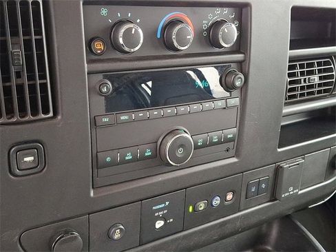 Used 2021 Chevrolet Express 2500 Work Van w/ Driver Convenience Package image 10