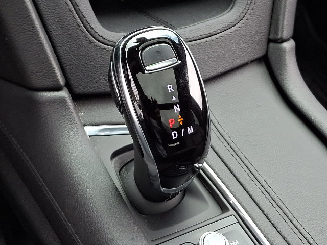 Used 2025 Cadillac XT5 Premium Luxury w/ LPO, Floor Liner Package AWD/4WD image 14