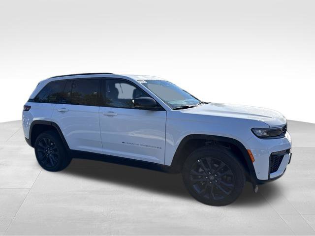 New 2026 Jeep Grand Cherokee Limited AWD/4WD image 11