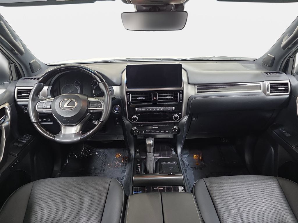Used 2023 Lexus GX 460 Premium w/ Premium Package AWD/4WD image 10