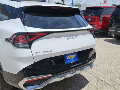 Used 2023 Kia Sportage SX FWD image 11
