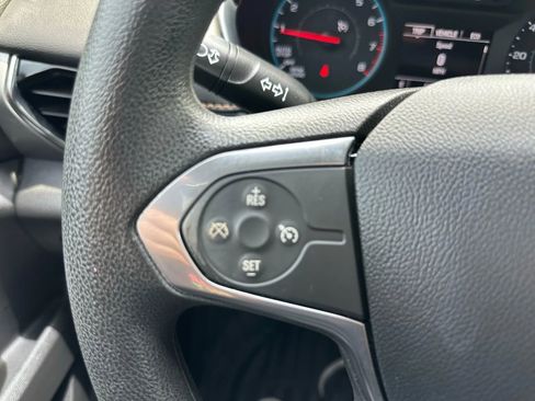 Used 2020 Chevrolet Traverse LS image 28