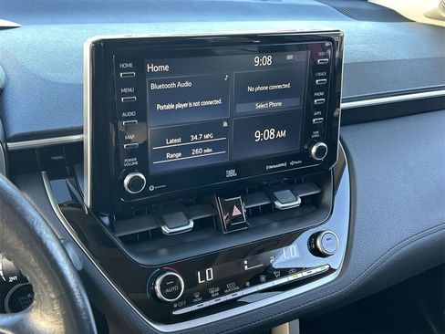 Used 2022 Toyota Corolla Cross XLE image 23