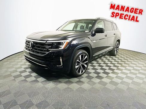 Used 2025 Volkswagen Atlas SEL Premium R-Line image 4