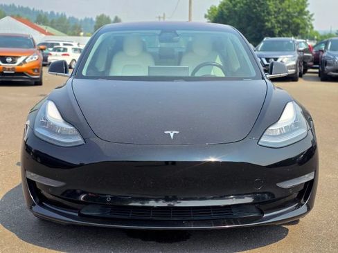 Used 2019 Tesla Model 3 RWD image 3