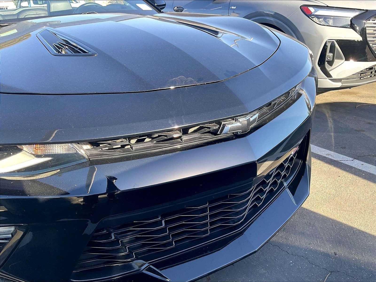 Used 2016 Chevrolet Camaro SS RWD image 28