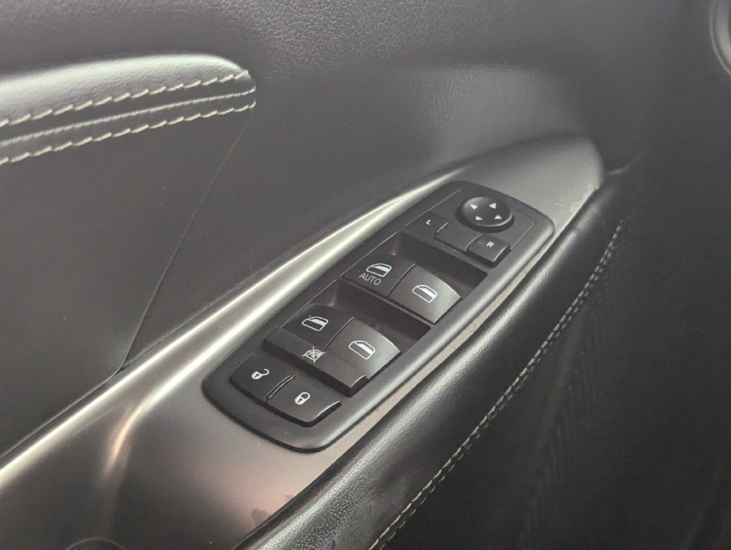 Used 2020 Dodge Journey Crossroad FWD image 15