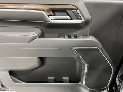 New 2026 Chevrolet Silverado 3500 LT w/ Texas Edition image 21