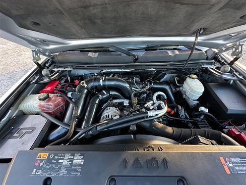 Used 2014 Chevrolet Silverado 2500 LTZ w/ LTZ Plus Package image 38