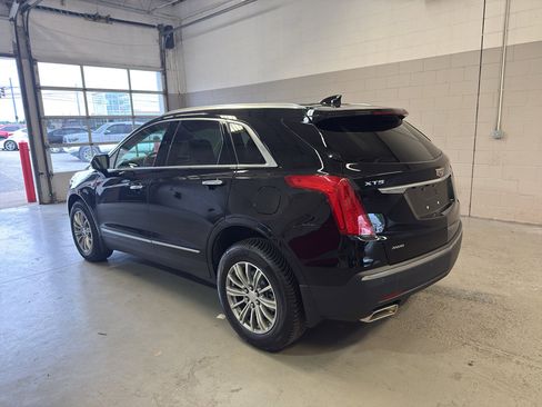 Used 2017 Cadillac XT5 Luxury w/ Driver Awareness Package AWD/4WD image 4