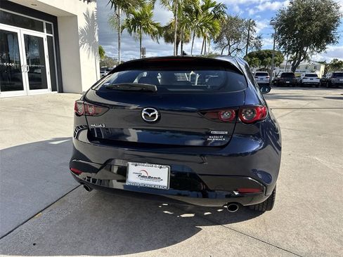 Used 2019 MAZDA MAZDA3 Hatchback w/ Preferred Package image 26