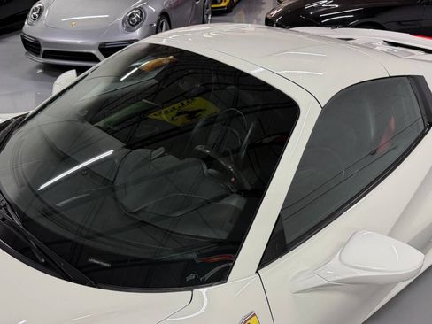 Used 2019 Ferrari 488 Spider RWD image 39