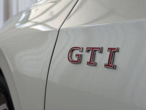 New 2026 Volkswagen GTI SE FWD image 36