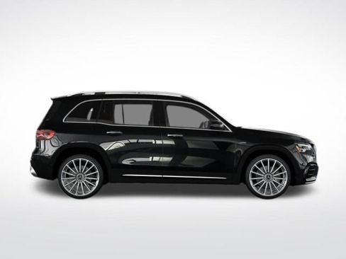 New 2024 Mercedes-Benz GLB 35 AMG 4MATIC image 2