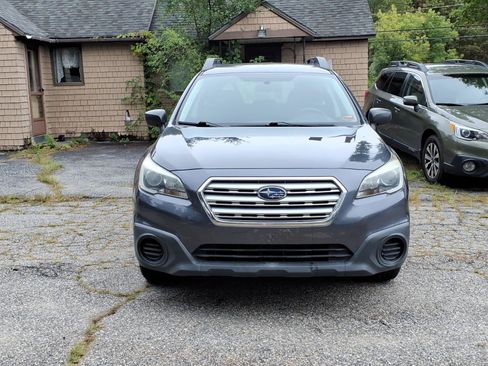 Used 2016 Subaru Outback 2.5i AWD/4WD image 3