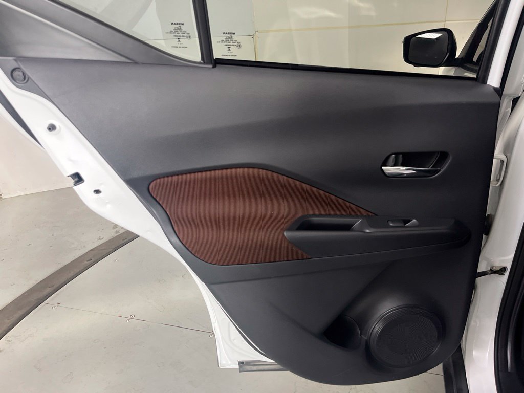 Used 2024 Nissan Kicks SR FWD image 27