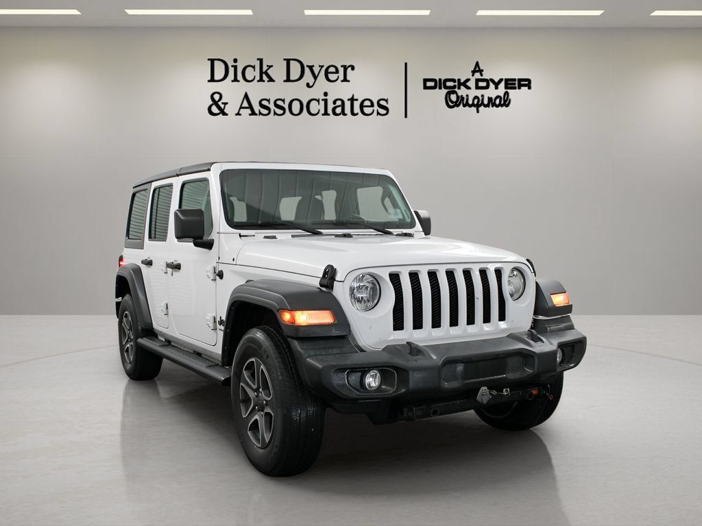 Used 2022 Jeep Wrangler Unlimited Sport AWD/4WD image 9