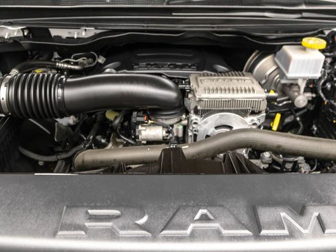 Used 2023 RAM 1500 Big Horn AWD/4WD image 46