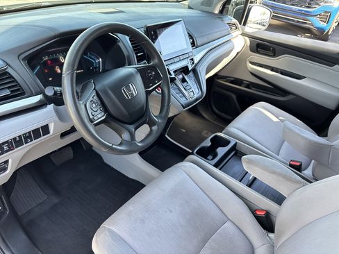 Used 2019 Honda Odyssey EX image 16
