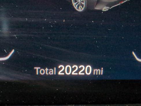 Used 2022 BMW Z4 M40i w/ Driving Assistance Package image 22