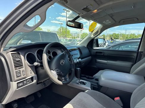 Used 2012 Toyota Tundra 2WD CrewMax w/ Tow Pkg image 17