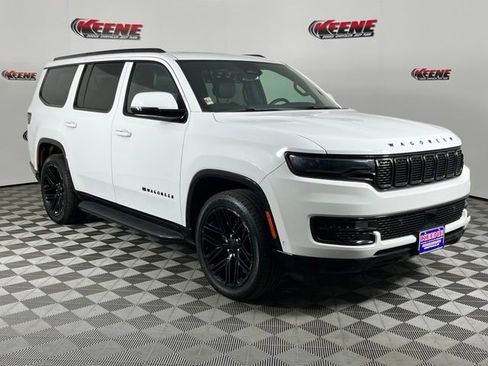 Used 2022 Jeep Wagoneer Series I AWD/4WD image 2