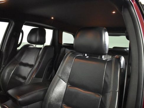 Used 2017 Jeep Grand Cherokee Limited RWD image 10