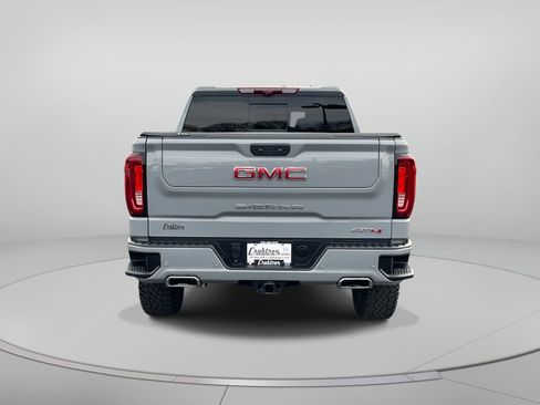 Used 2024 GMC Sierra 1500 AT4 w/ Technology Package image 5