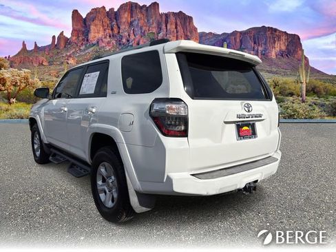 Used 2019 Toyota 4Runner SR5 image 4