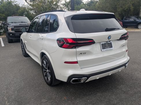 Used 2024 BMW X5 sDrive40i w/ Executive Package RWD image 6