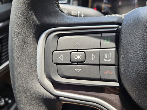 Used 2024 Jeep Wagoneer 4WD image 21