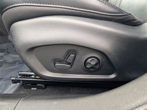 Used 2019 Jeep Compass Limited image 20