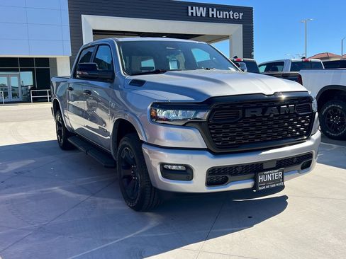 New 2026 RAM 1500 4x4 Crew Cab image 6
