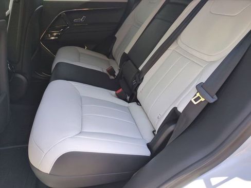New 2026 Land Rover Range Rover Sport Dynamic SE AWD/4WD image 15