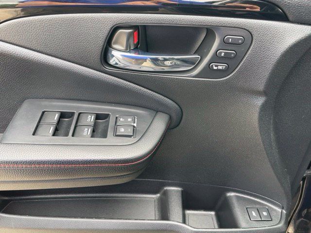 Used 2021 Honda Pilot Black Edition image 16