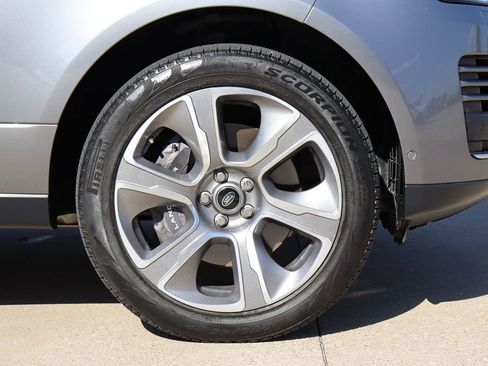 Used 2020 Land Rover Range Rover Long Wheelbase HSE image 60