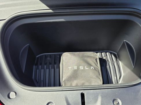 Used 2020 Tesla Model Y Long Range AWD/4WD image 18