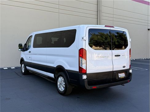 Used 2021 Ford Transit 350 XLT RWD image 4