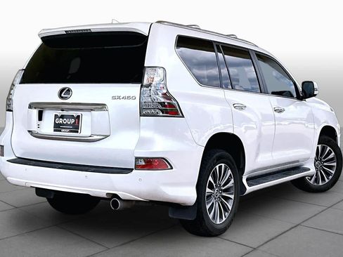 Used 2023 Lexus GX 460 Luxury w/ Accessory Package AWD/4WD image 11