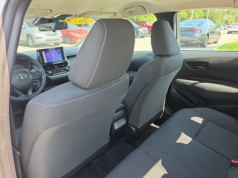 Used 2024 Toyota Corolla LE FWD image 11