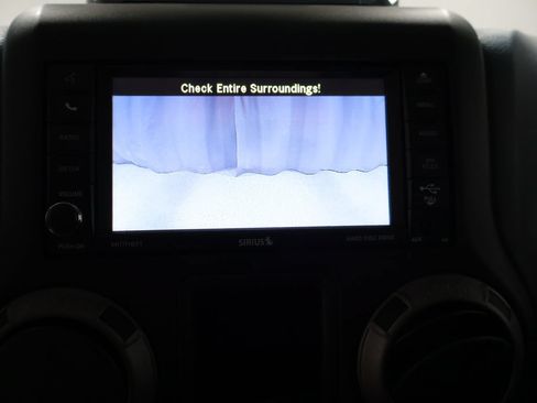 Used 2015 Jeep Wrangler Unlimited Sport AWD/4WD image 24